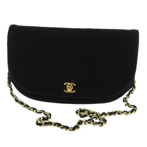 sac chanel velours noir|Chanel sac boutique.